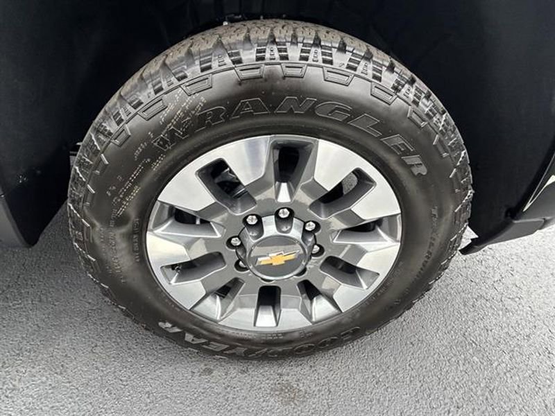 New 2026 Chevrolet Silverado 2500 Custom w/ Custom Value Package image 31