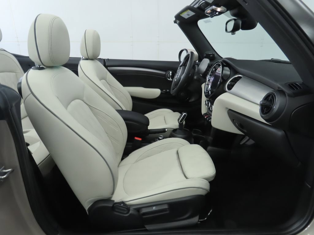 Certified 2023 MINI Cooper S image 28