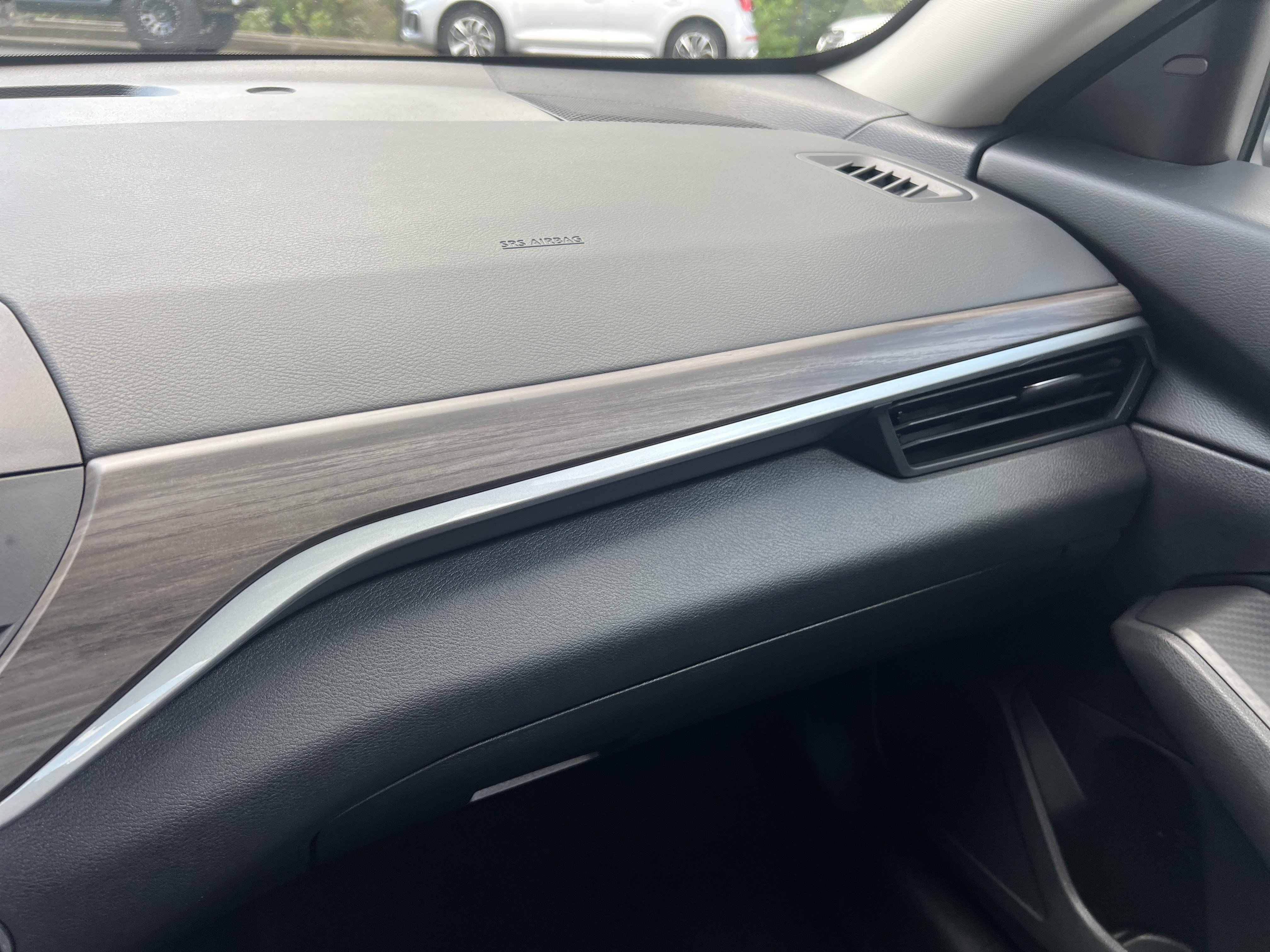 Used 2025 Nissan Altima 2.5 SV FWD image 36