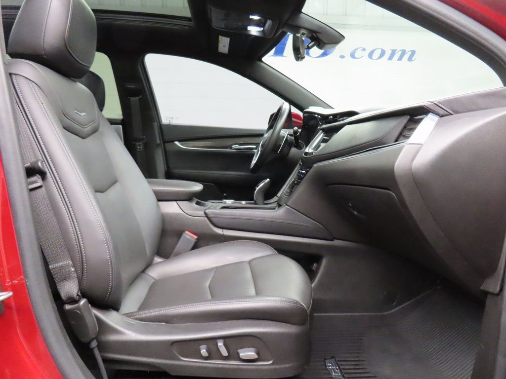 Used 2022 Cadillac XT5 Sportv w/ Technology Package image 31