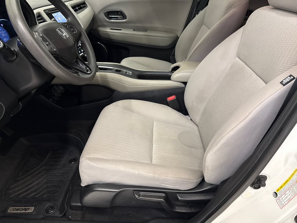 Used 2018 Honda HR-V EX image 18