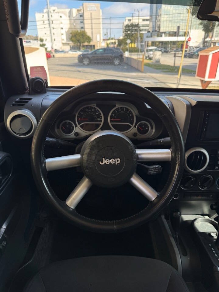 Used 2008 Jeep Wrangler Unlimited Sahara w/ Trailer Tow Group AWD/4WD image 18