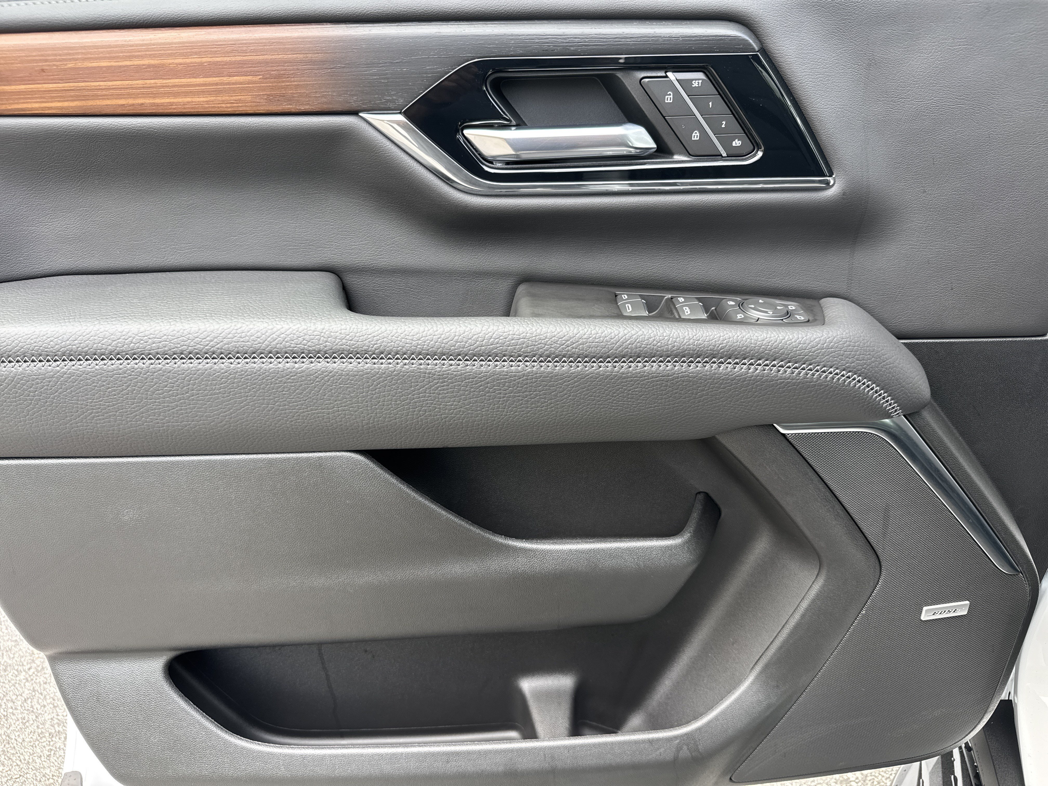 New 2026 GMC Yukon XL Denali AWD/4WD image 14