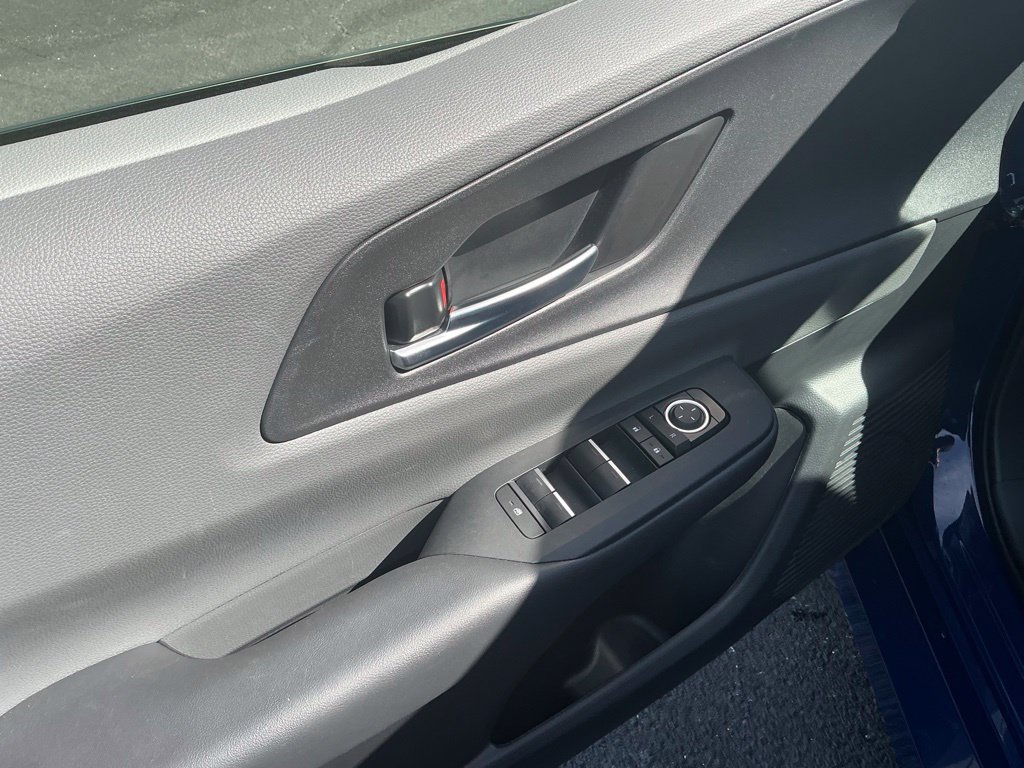 Certified 2024 Toyota Prius XLE FWD image 15