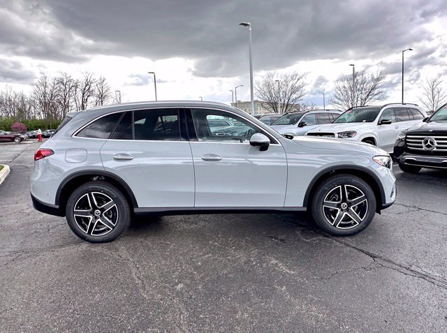 New 2026 Mercedes-Benz GLC 300 4MATIC image 14