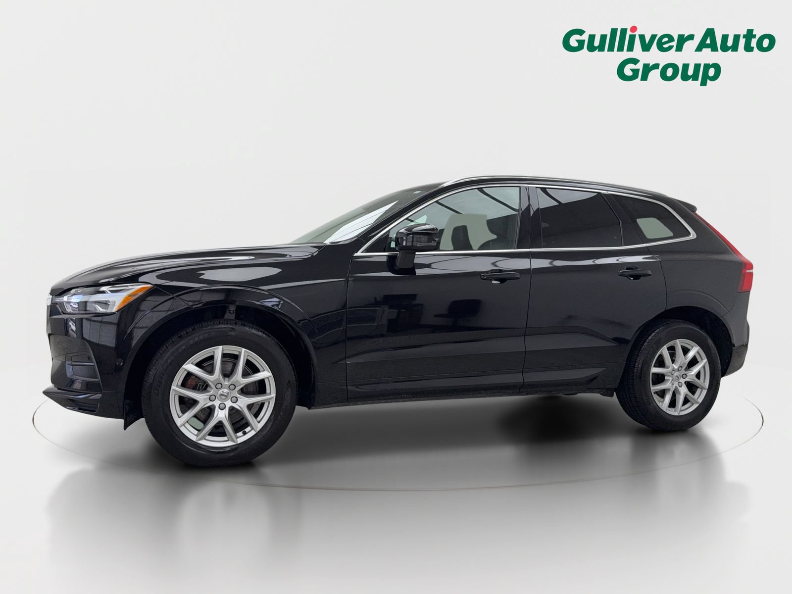 Used 2019 Volvo XC60 T5 Momentum w/ Premium Package AWD/4WD image 2