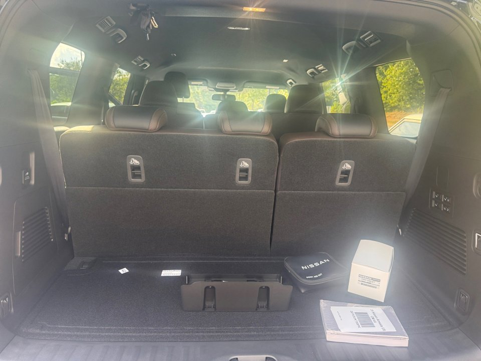 New 2026 Nissan Armada SL image 15