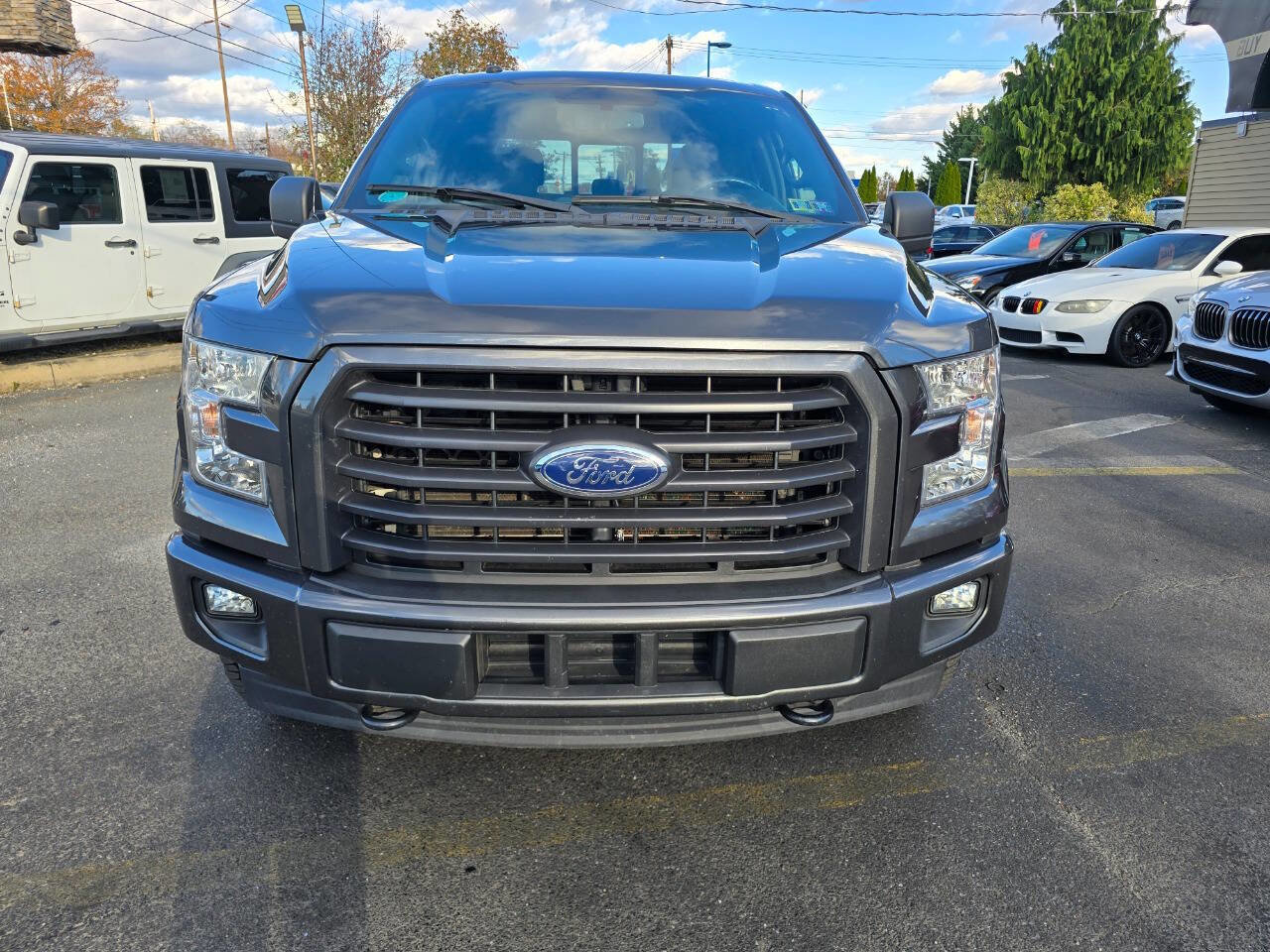 Used 2017 Ford F150 XLT w/ Equipment Group 302A Luxury AWD/4WD image 8