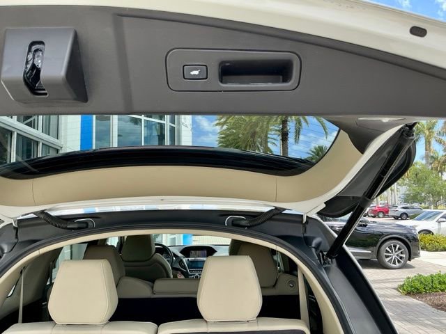 Used 2018 Acura MDX SH-AWD w/ Technology Package image 12