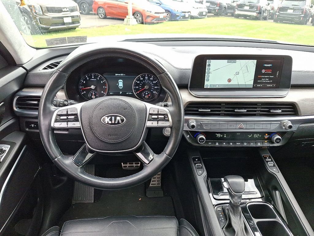 Certified 2021 Kia Telluride SX w/ SX Prestige Package image 13