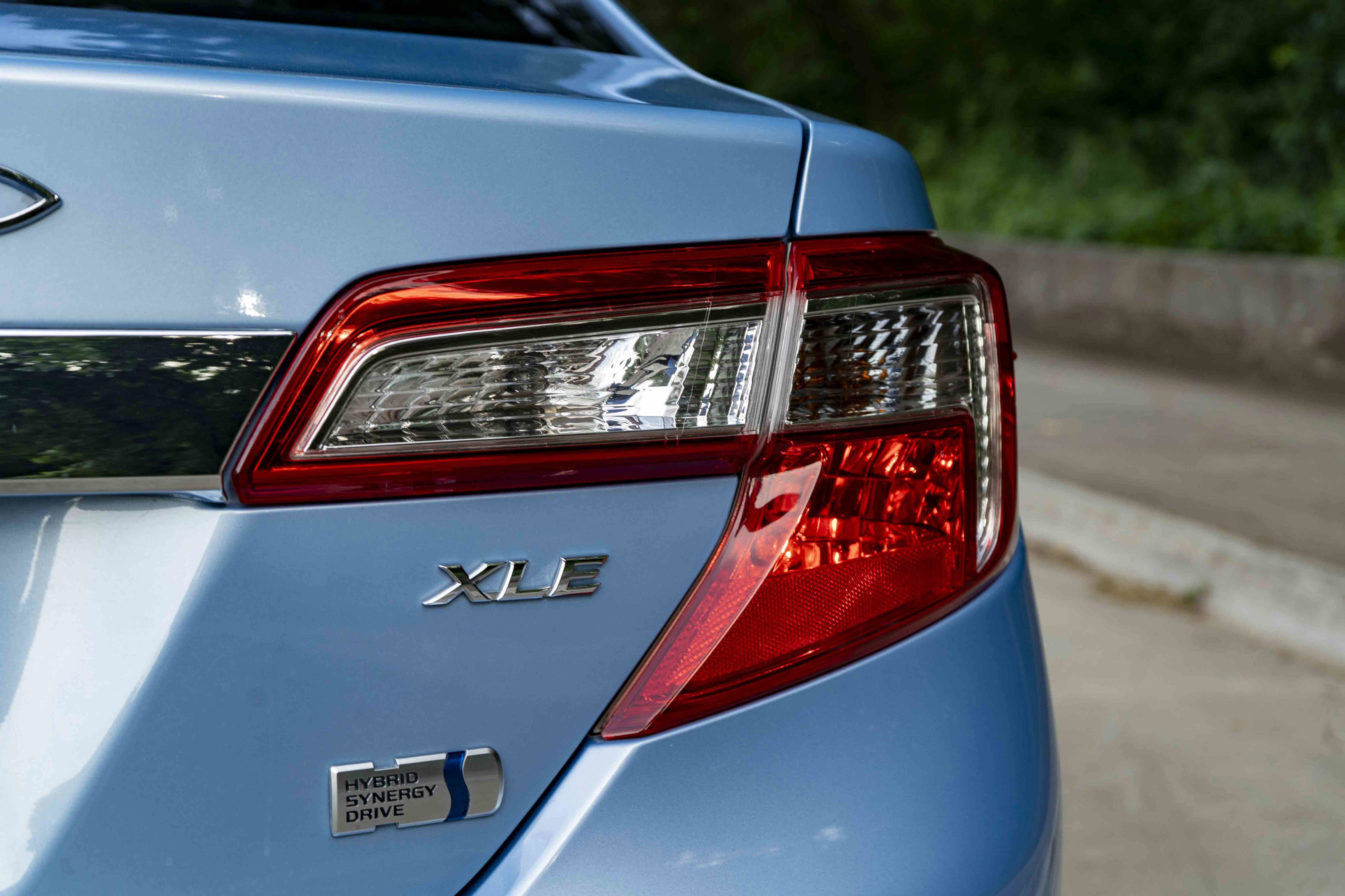 Used 2012 Toyota Camry XLE w/ Leather Pkg FWD image 13
