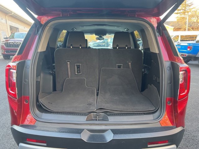 Used 2023 GMC Acadia SLT image 18