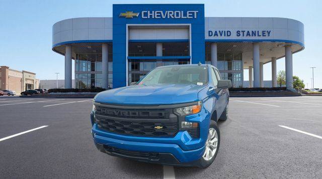 Used 2023 Chevrolet Silverado 1500 Custom RWD image 3