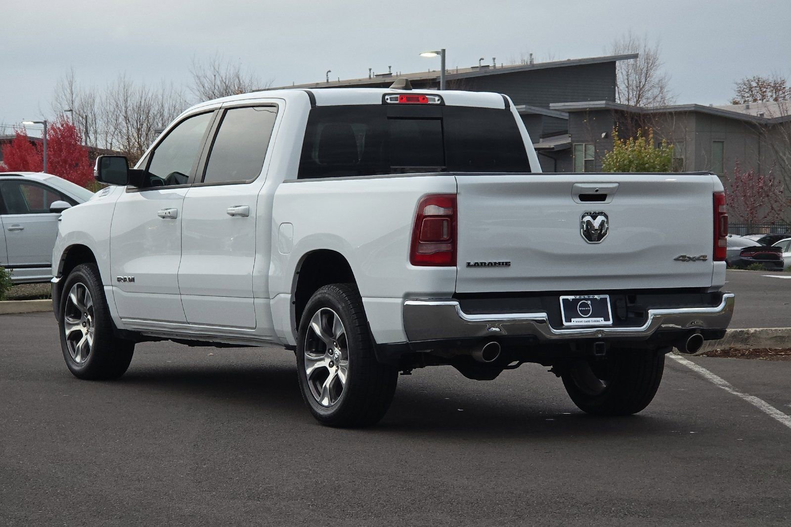 Used 2023 RAM 1500 Laramie AWD/4WD image 5
