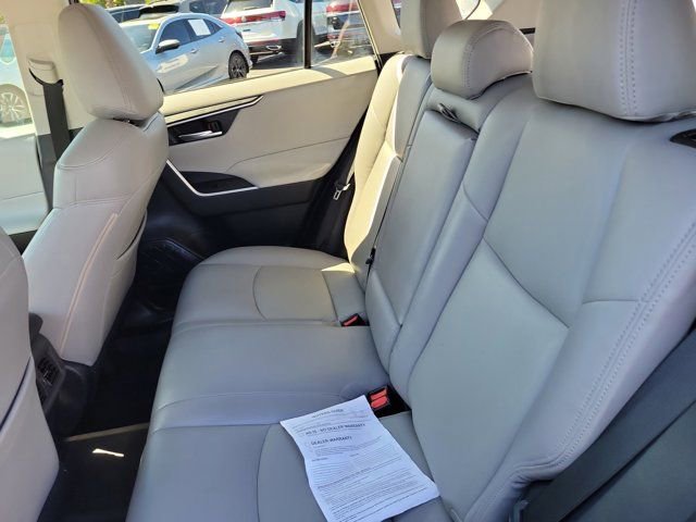 Used 2019 Toyota RAV4 XLE w/ Convenience Package image 15