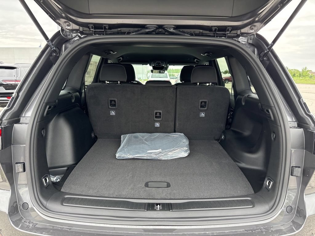 New 2026 Jeep Grand Cherokee Laredo AWD/4WD image 11