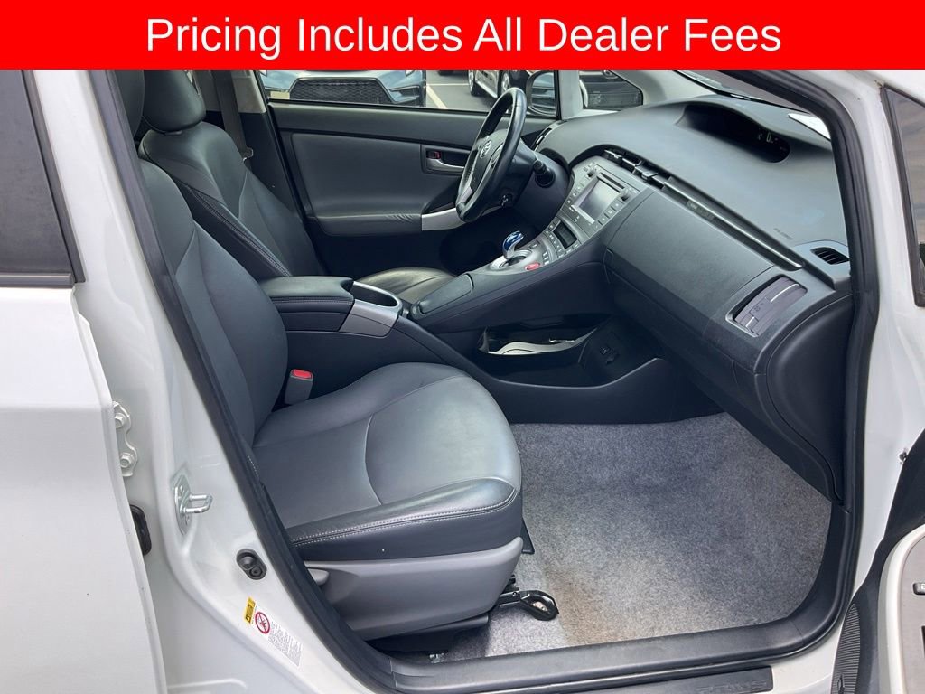 Used 2015 Toyota Prius Four FWD image 19
