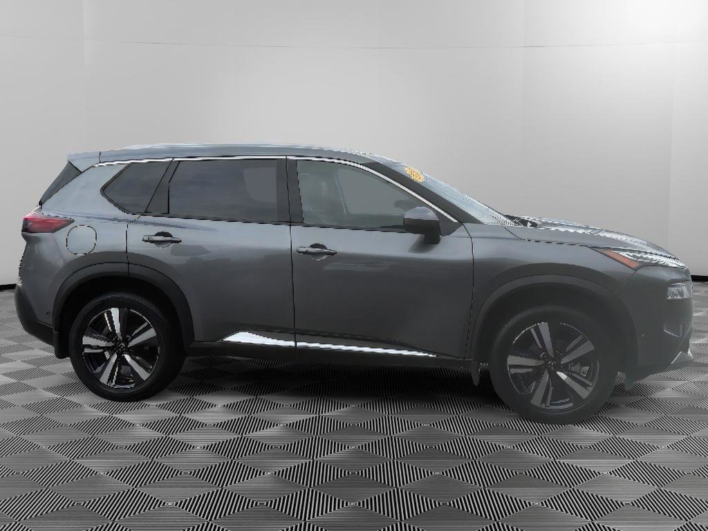 Used 2023 Nissan Rogue Platinum w/ Platinum Premium Package image 9