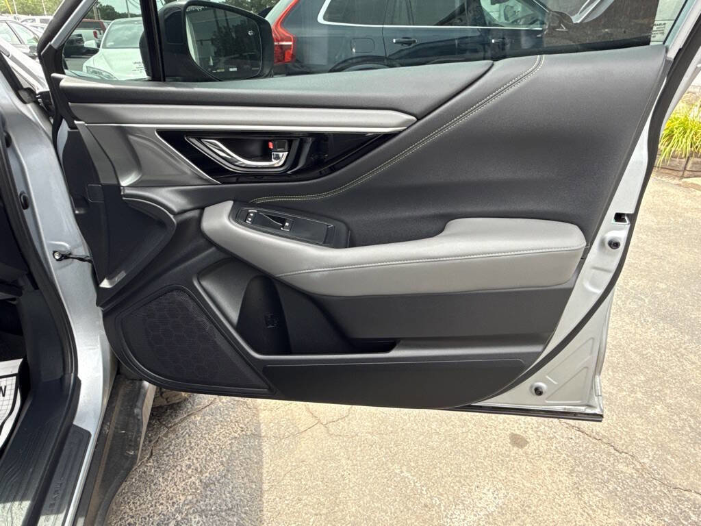 Used 2020 Subaru Outback Onyx Edition XT image 28