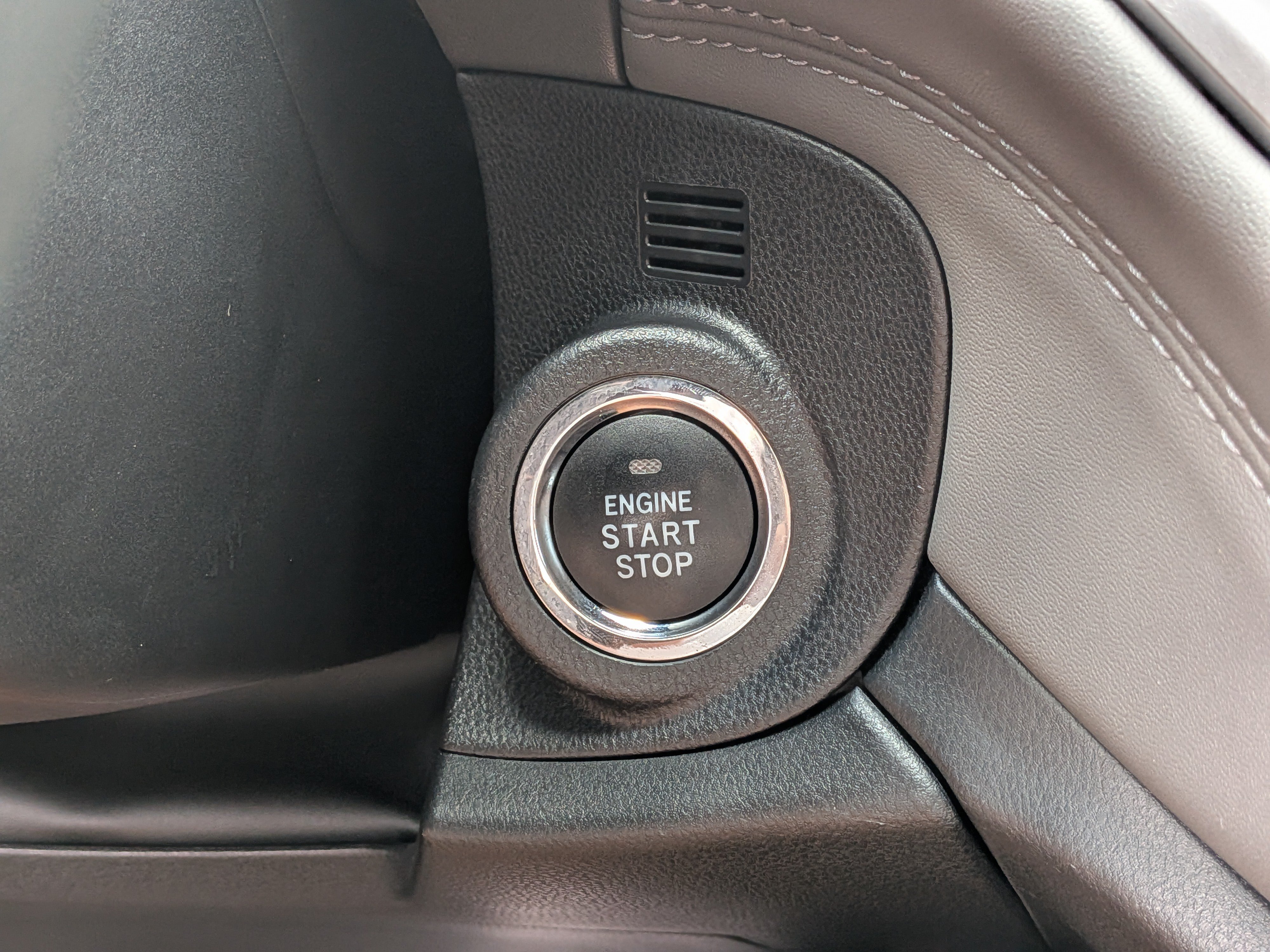 Used 2024 Subaru Outback Onyx Edition XT AWD/4WD image 30