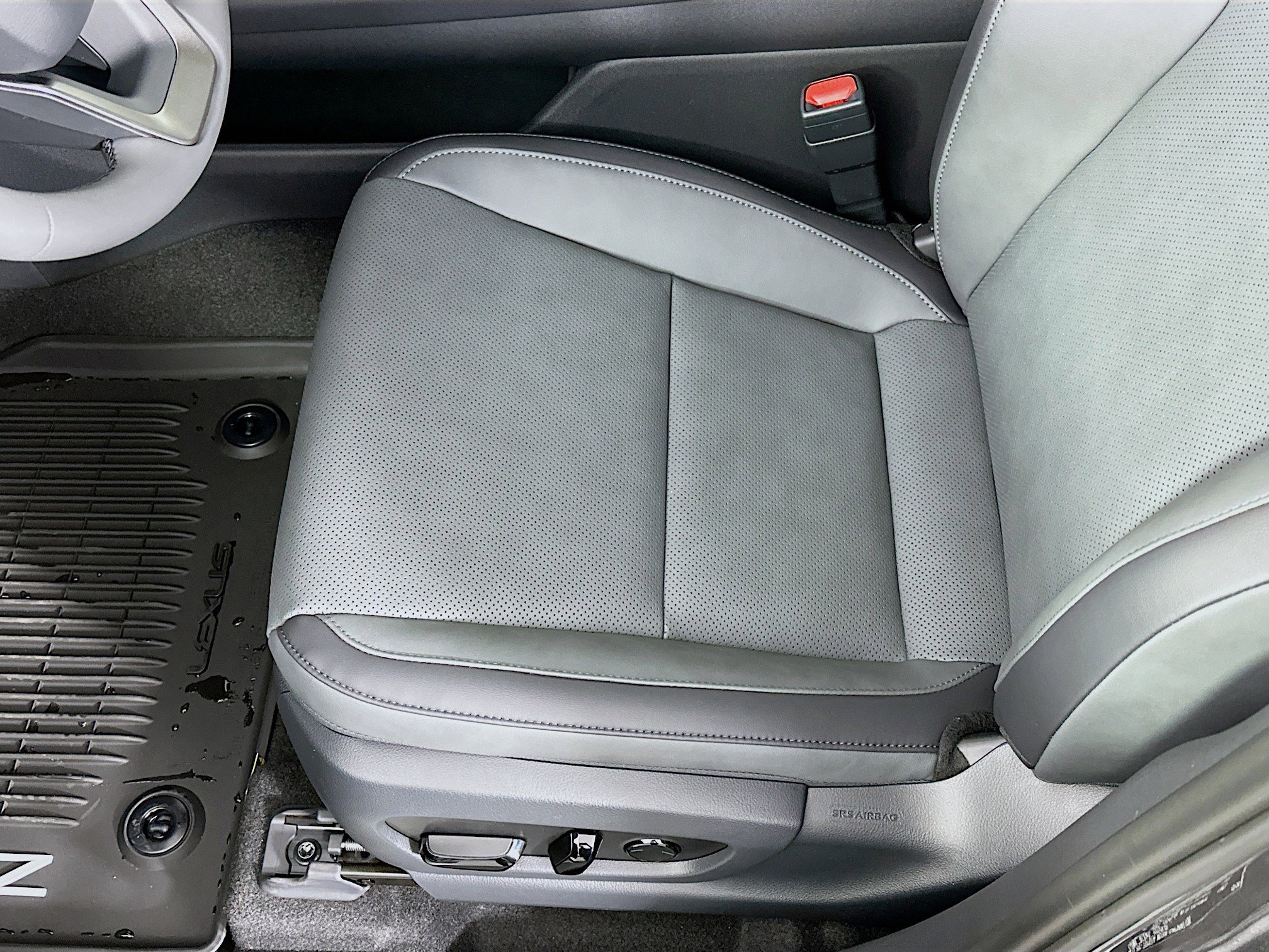 New 2026 Lexus RZ 350e 2WD image 20