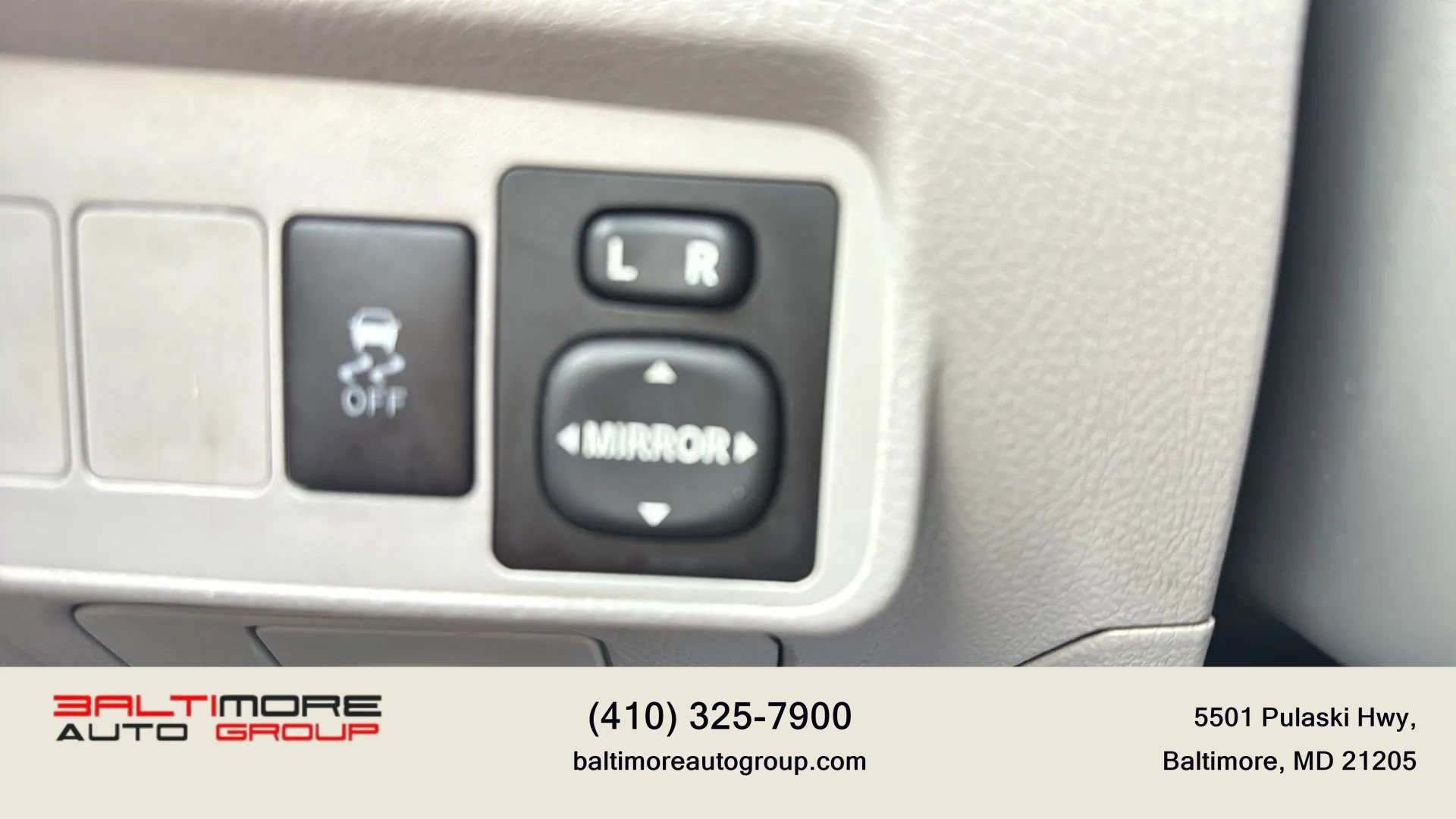 Used 2010 Toyota Corolla LE FWD image 35