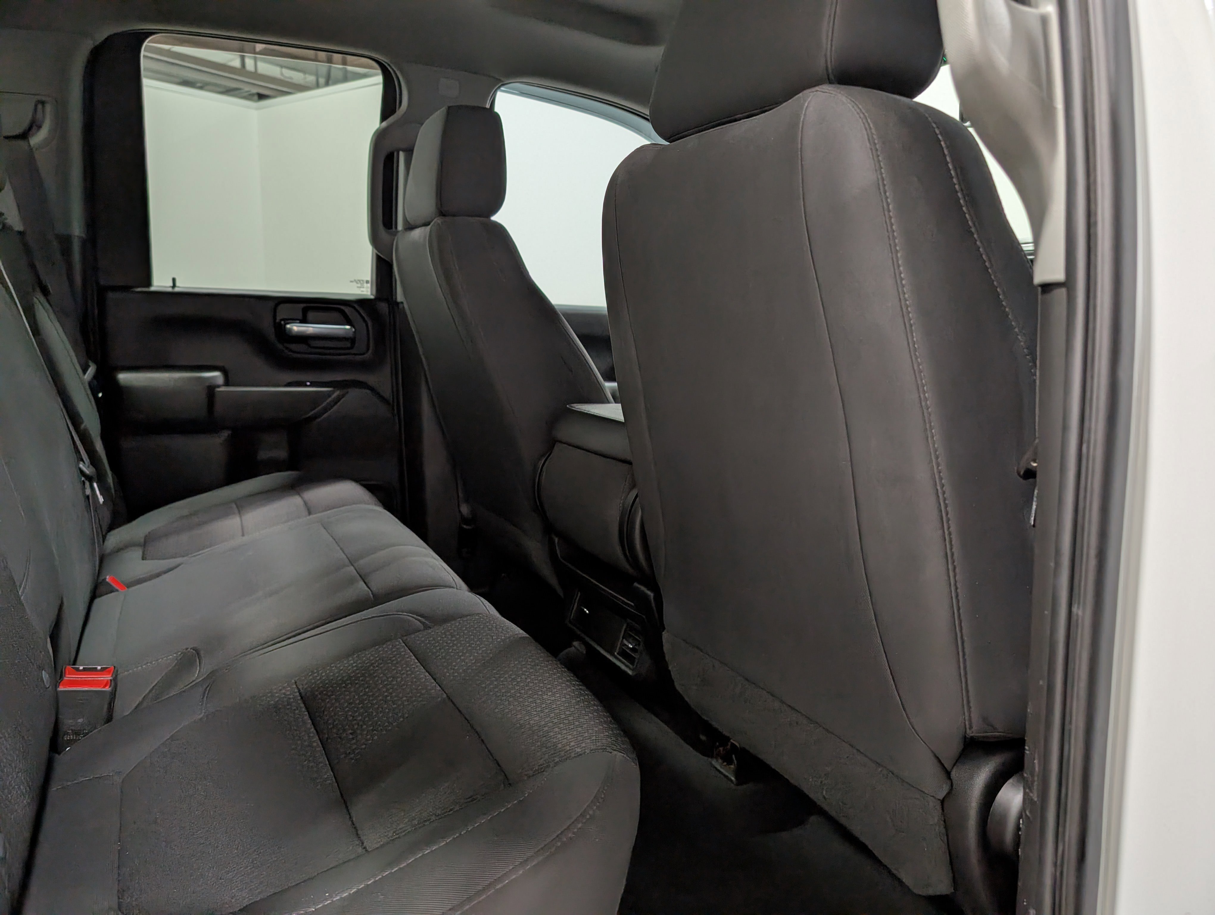 Used 2021 Chevrolet Silverado 2500 Custom w/ Custom Value Package AWD/4WD image 12