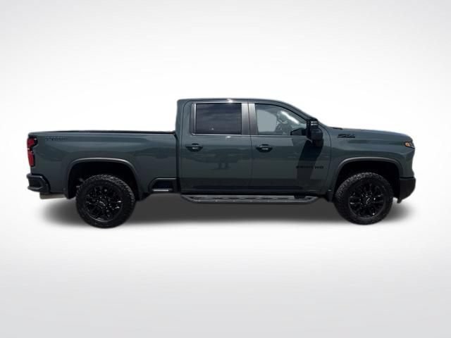 Used 2025 Chevrolet Silverado 2500 LT w/ Trail Boss Package AWD/4WD image 6