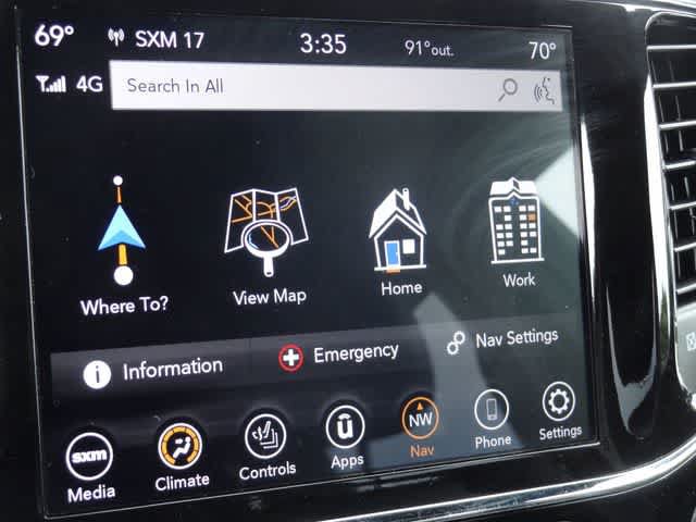Used 2021 Jeep Grand Cherokee Laredo X AWD/4WD image 24