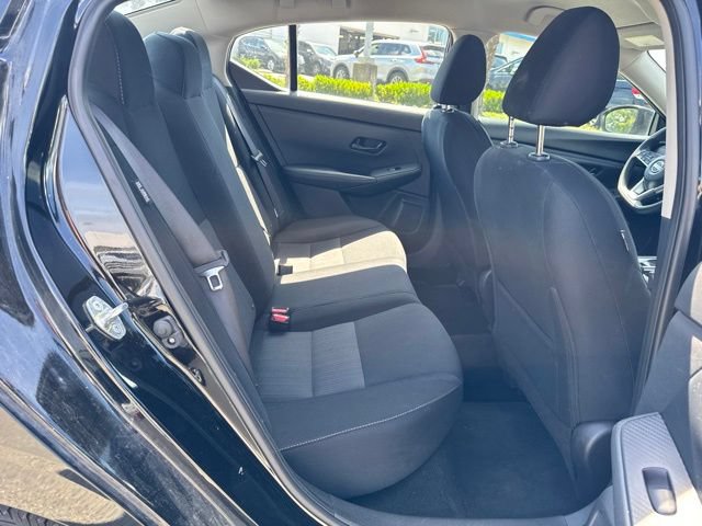 Used 2024 Nissan Sentra SV FWD image 11