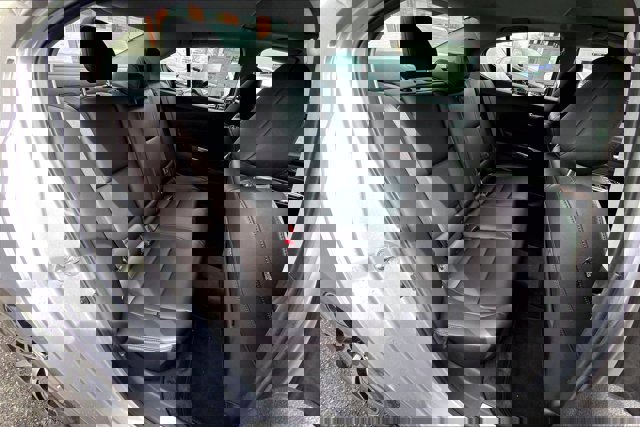 Used 2017 Acura TLX image 27