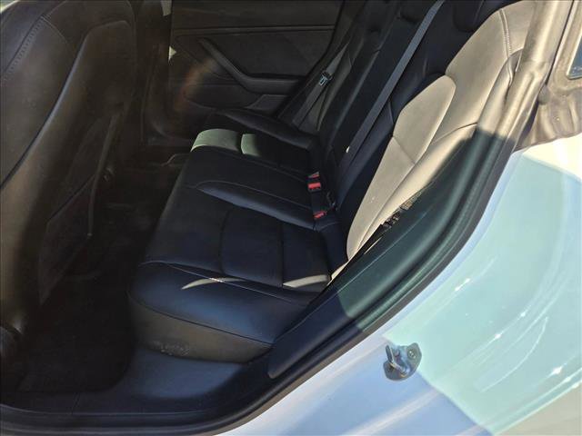 Used 2020 Tesla Model 3 Performance image 15