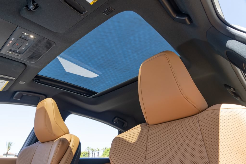 New 2026 Lexus ES 350e FWD image 20