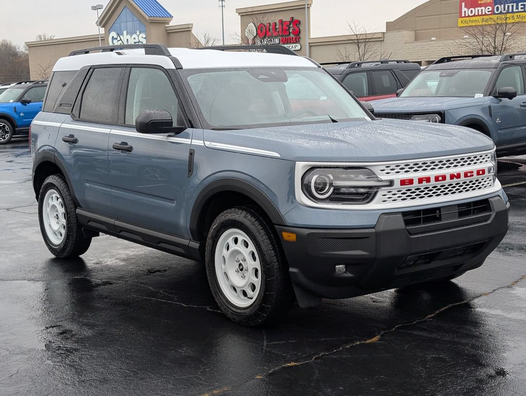 New 2025 Ford Bronco Sport Heritage w/ Convenience Package AWD/4WD image 2