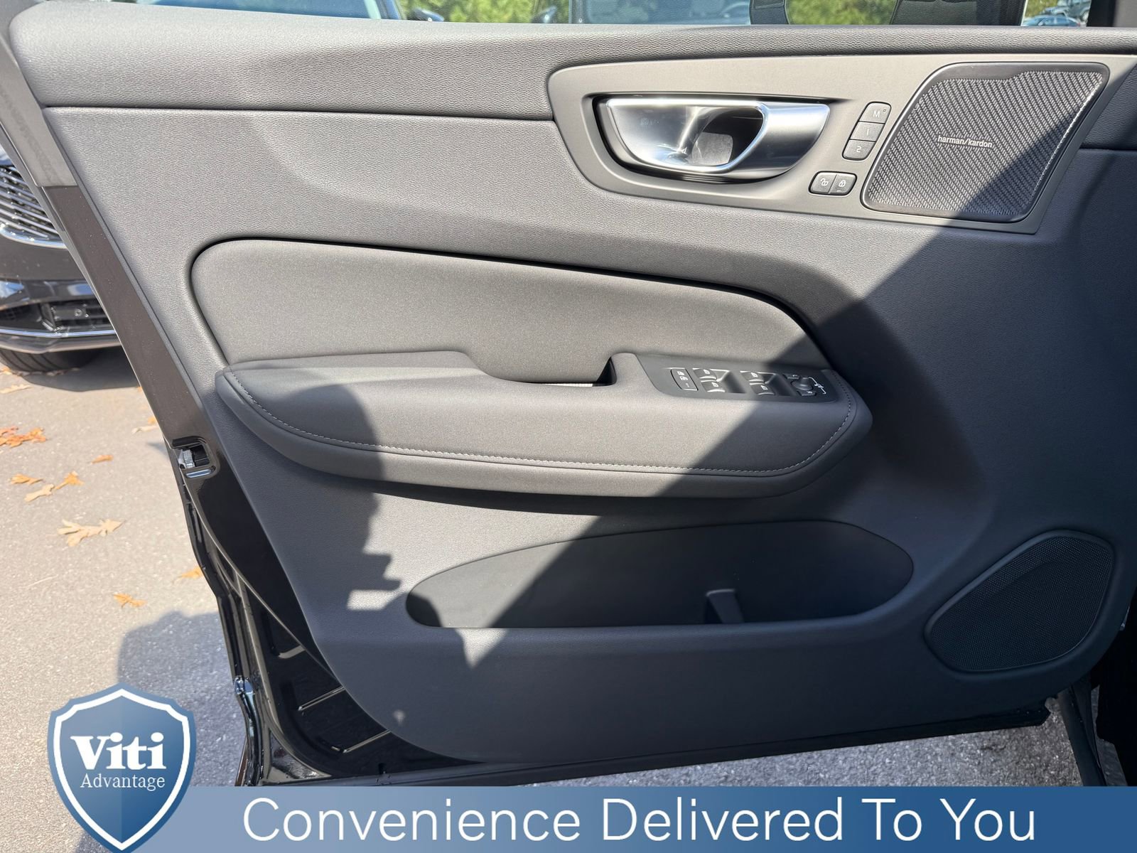 New 2026 Volvo XC60 B5 Ultra w/ Protection Package Premier image 11