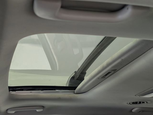 Used 2025 Kia Telluride S image 12