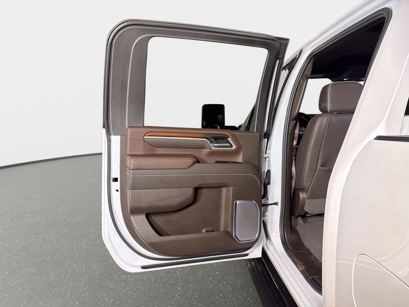 Used 2025 GMC Sierra 2500 Denali w/ Denali Reserve Package image 32