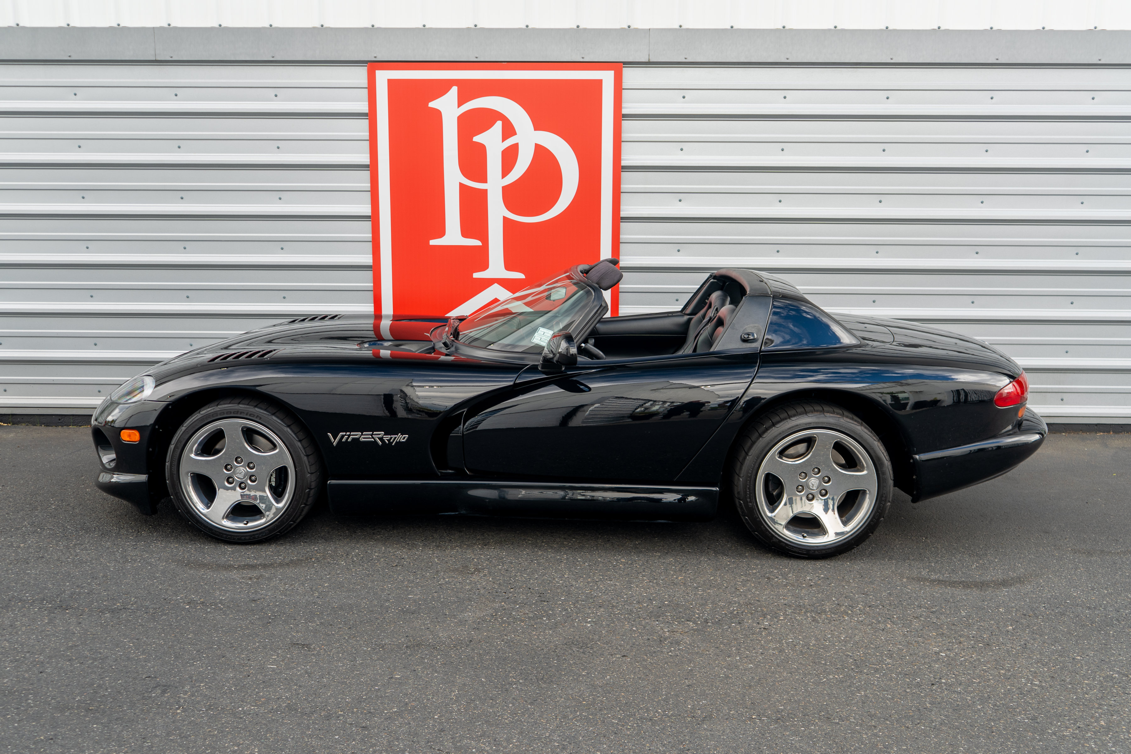 Used 2000 Dodge Viper RT/10 RWD image 35
