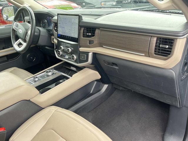 Used 2024 Ford Expedition Limited AWD/4WD image 27