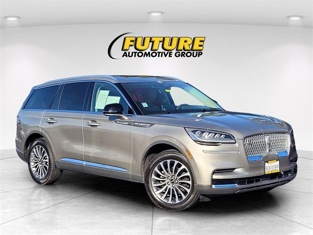 Certified 2023 Lincoln Aviator AWD w/ Premium Package image 1