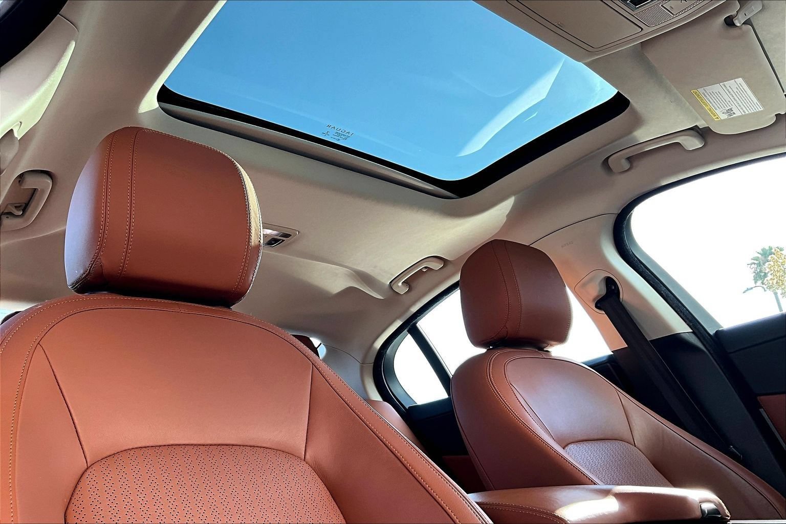 Used 2018 Jaguar XE Portfolio RWD image 21