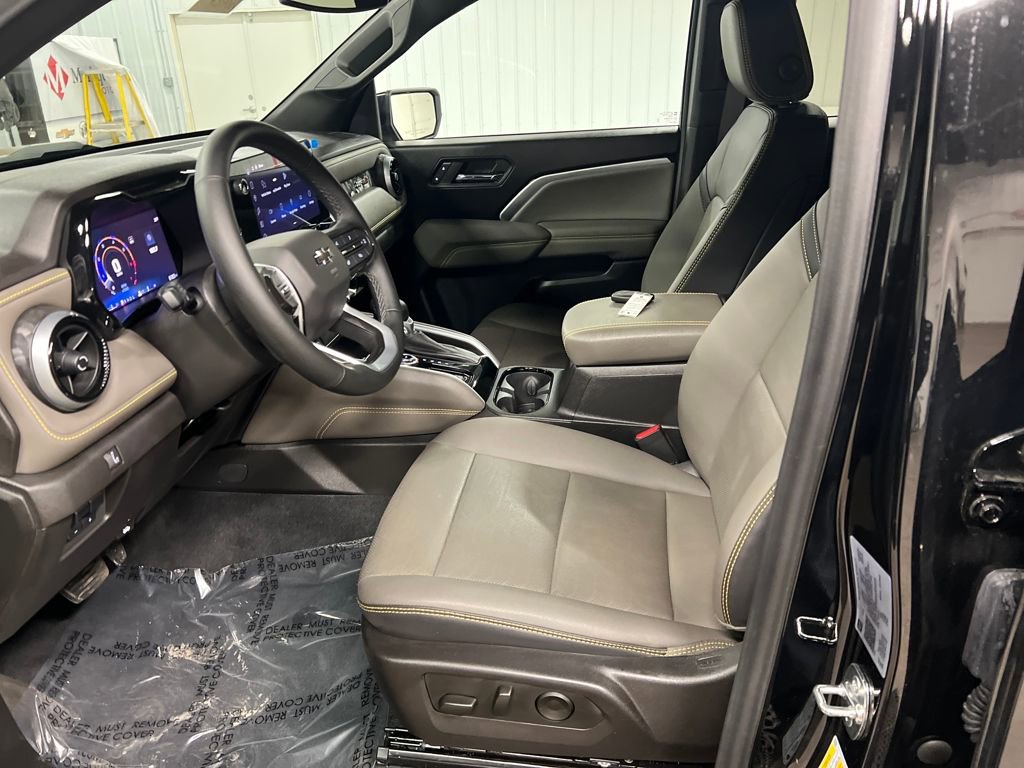 Certified 2025 Chevrolet Colorado ZR2 w/ Technology Package image 13