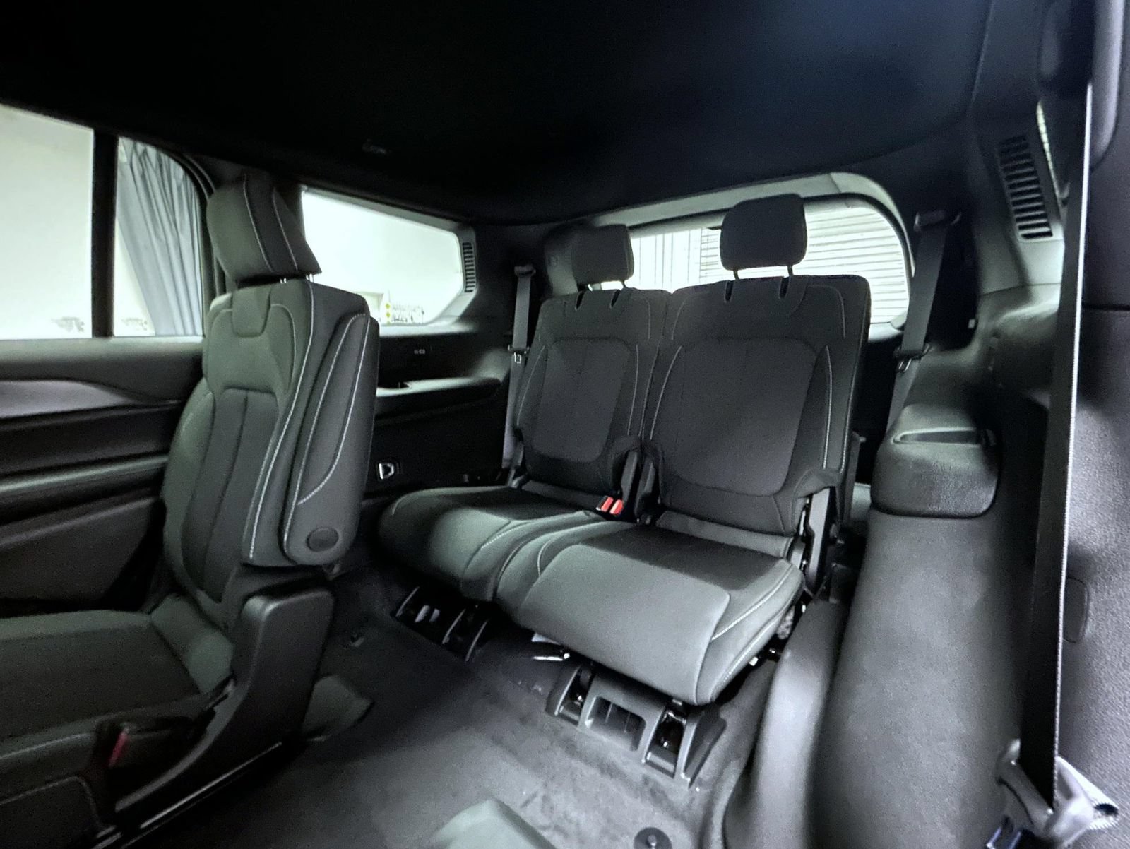 New 2026 Jeep Grand Cherokee L 4WD image 19