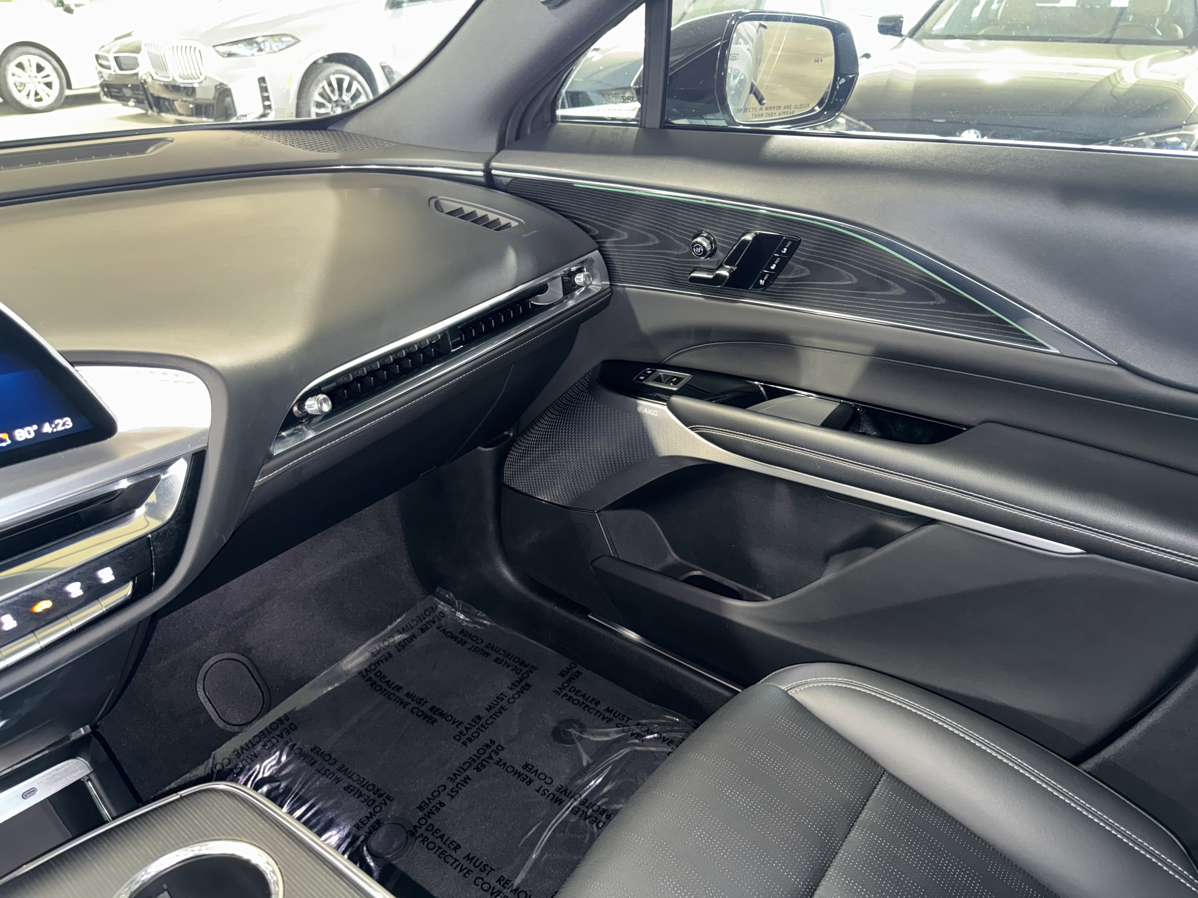 Used 2024 Cadillac Lyriq Sport image 22