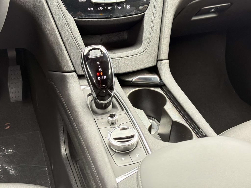New 2026 Cadillac XT5 Luxury AWD/4WD image 16