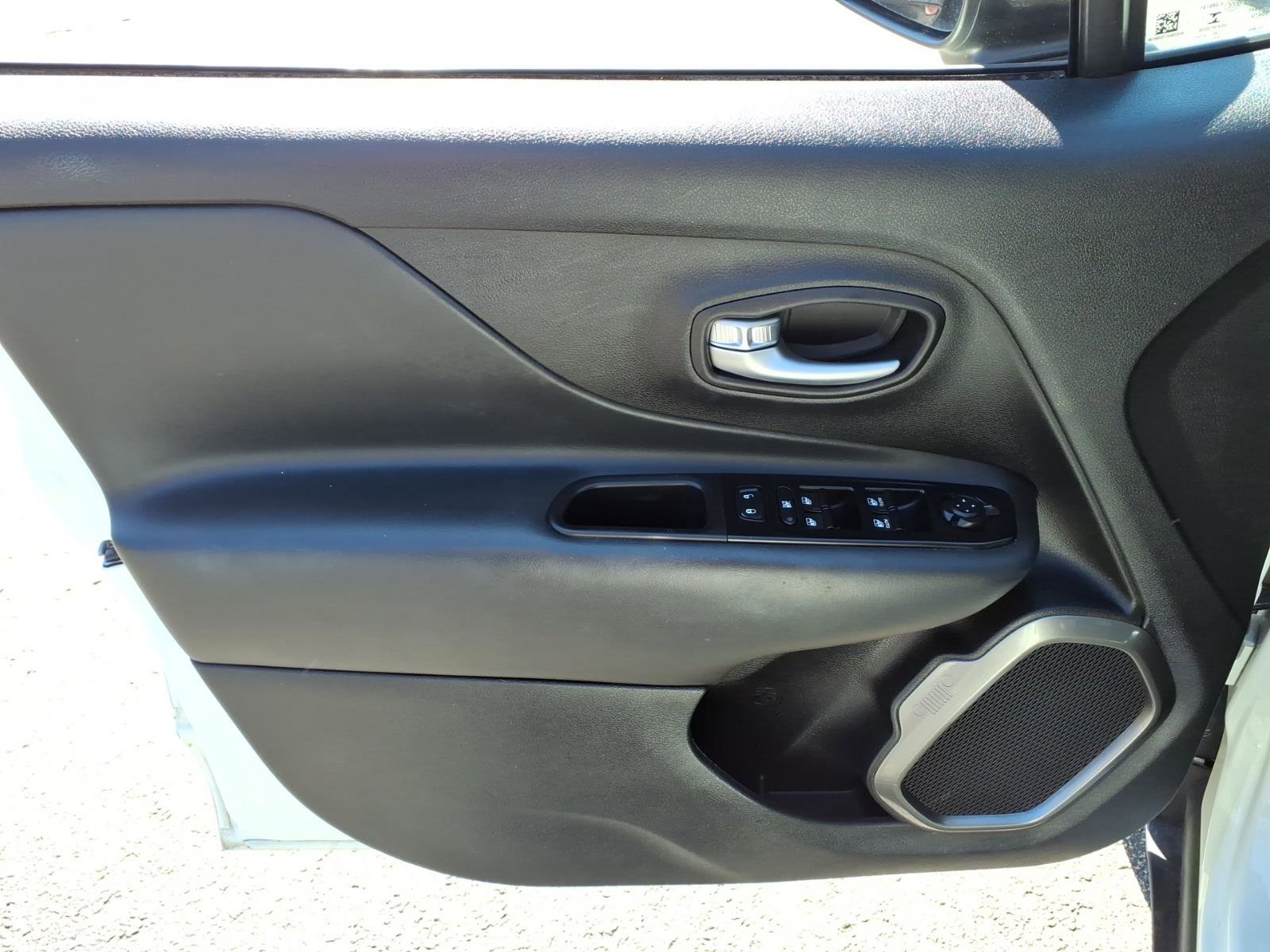 Certified 2021 Jeep Renegade Limited image 17