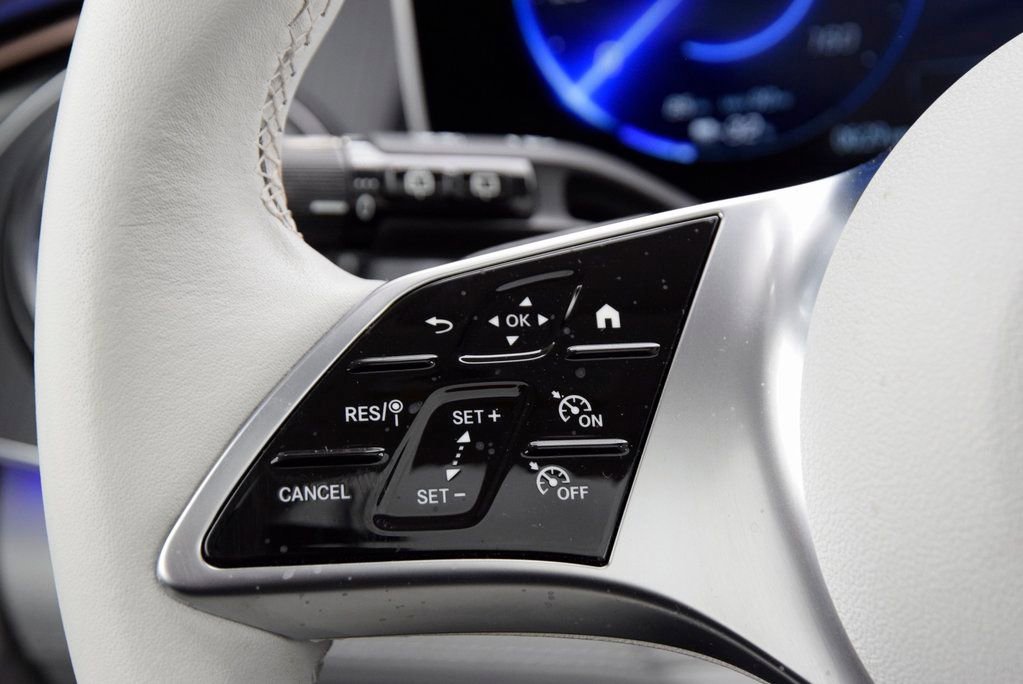 Certified 2023 Mercedes-Benz EQE 350+ SUV image 24