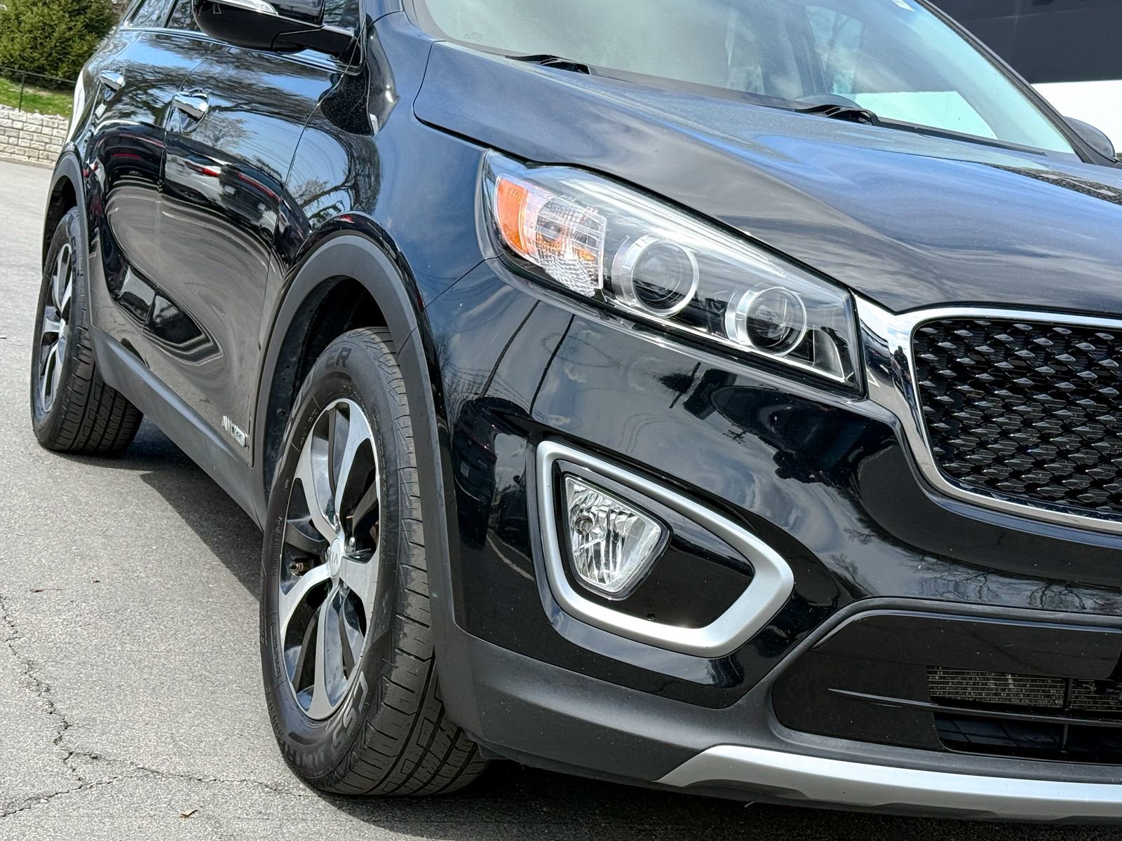 Certified 2017 Kia Sorento EX image 4