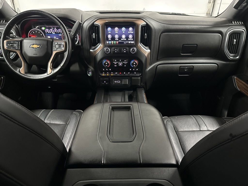 Used 2019 Chevrolet Silverado 1500 High Country w/ Technology Package AWD/4WD image 23