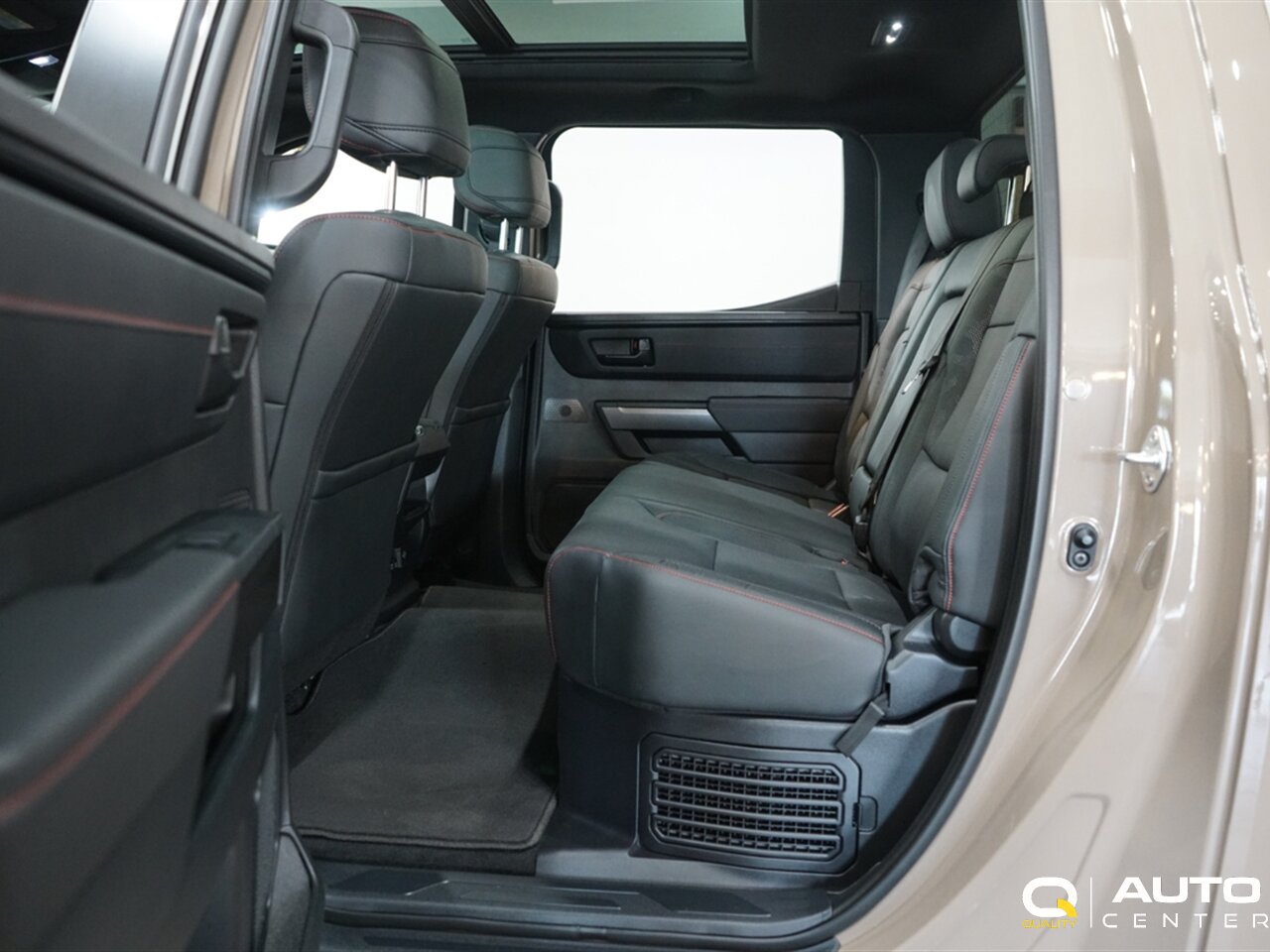 Used 2025 Toyota Tundra TRD Pro AWD/4WD image 37
